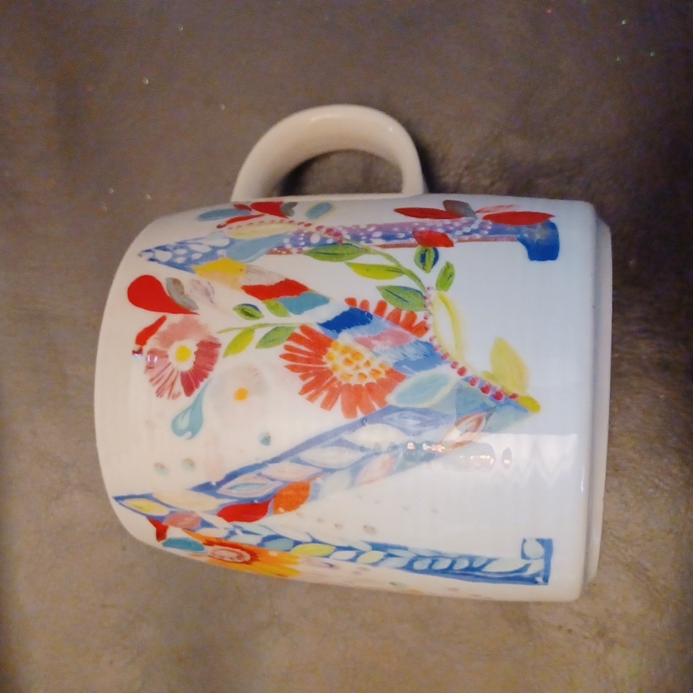 Anthropologie M mug